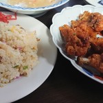 上海飯店 - 唐揚げと焼飯