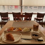 ホテルアベスト - テーブル席でゆったりブレックファースト(^^)d