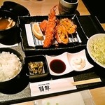 とんかつ料理と京野菜 鶴群 - ミックスかつランチ