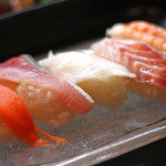 稲庭うどん 無限堂 - 寿司