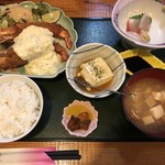 喰うたりや - エビフライ定食