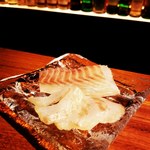 燻製Bar dahlia - 真鯛の昆布〆の燻製