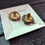 ロジスパイス＆アンダーバー - カスリメティとカラスミ香る椎茸ロースト