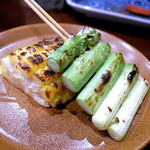 鳥田中 - アスパラとトウモロコシ