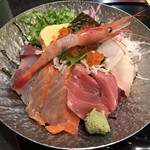 善座 - 海鮮丼 美味しくて この下にご飯が！見えないでしょ