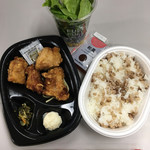 ほっともっと - ［2019年9月］唐揚げ弁当 4個入り&海藻サラダ