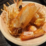 Buemmoyukari - 海老の唐揚
                お刺身を食べ終わる頃に揚げてくれるサービス