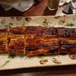 籠ノ島 - 鰻のかば焼(竹)  2500円