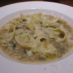 リストランテ ネグラマーロ - 冬野菜と根菜のミネストラに浮かべたホロホロ鳥のトルテリーニ