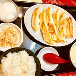 8 Great deals! Goku Gyoza / Dumpling w set meal
