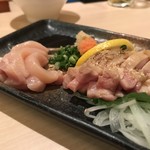 肴×串すたんど おぼら - 大山どりもも造り&たたき