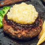 牛ハンバーグステーキの溶岩焼＋レモン塩ダレ 【サラダ、ご飯（ご飯はお代わり自由）】
