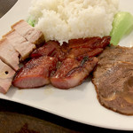 錦福 香港美食 - お肉アップ
      