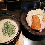 麺者すぐれ - すぐれつけ麺　中太麺