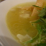 らーめん山猫亭 - 【2012.02.　初訪】　香る塩　表面状況