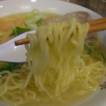 らーめん山猫亭 - 【2012.02.　初訪】　麺ＵＰ（指定なしで結構硬めです）