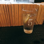 Cafe赤居文庫 - レモン水