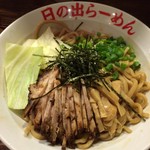 Hinoderamen - ガッツ麺 源味