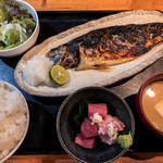 Koshian - スーパー大トロサバ焼 刺身小鉢付 \850(ご飯大盛でも同価格でした)