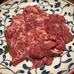 辰巳屋肉店 - 馬刺しロース