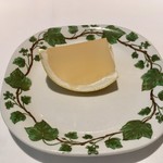 レストラン 代官山小川軒 - グレープフルーツのゼリーで口直し