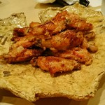 蓬左茶寮 - 追い手羽先