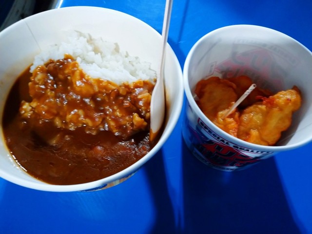 石垣島で生まれたキャンプカレー 海浜幕張 カレーライス 食べログ