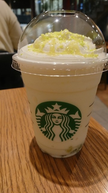 スターバックス コーヒー 南青山骨董通り店 Starbucks Coffee 表参道 カフェ 食べログ