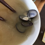 モンファボリ - カップに入ったお味噌の具はしじみでした(^^)