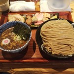 中華蕎麦 とみ田 - つけ麺(大)＋厳選焼豚トッピング
