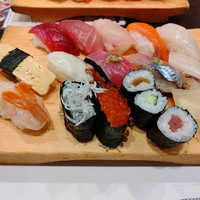 鮨政 西口店 - 【2019.9.25(水)】にぎり大盛1,000円