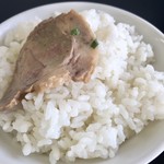 双喜紋 - 御飯にチャーシューd(^_^o)