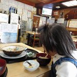 食事処 ときわ - 3才児がリラックス