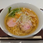 麺処 ぐり虎 - 鶏塩ラーメン（750円）2019年9月