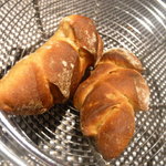 レストラン バカール - ポルチーニのパン