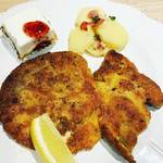 ティティカフェ - ドイツプレート
好評です！
シュニッツェル
ドイツ風ポテトサラダ
レアチーズケーキ