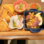 Mano Kitchen Cafe <Meat Station> - 