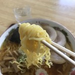 ラーメン中村家 - 麺アップ