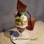 PATISSERIE ASAKO IWAYANAGI - パルフェビジュー レザン〜カシューナッツジェラートとともに〜とコーヒー ホンジュラス ゴーセン アナエロビックファーメンテーション