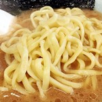 寿々喜家 - 酒井の中太麺は超モッチリ。