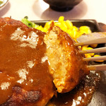 ビアレストラン・ミサワ - ハンバーグカット