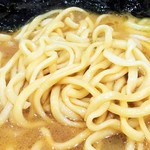 家系総本山 ラーメン 吉村家 - 酒井の特注麺。