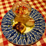 Bar Saude - 前菜盛り合せ イシナギの軽いスモークマリネ 八戸水タコとトマト、みょうがのマリネ ひと手間ミートパイ