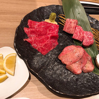 近江うし 焼肉 にくTATSU 青山本店 - 