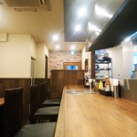 ハンバーグ&ステーキ WAZN - カウンター席