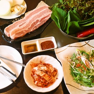 [Very popular] All-you-can-eat thick-sliced samgyeopsal 2,800 yen