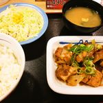 松屋 - 鶏のバター醤油炒め定食！