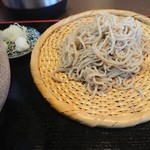 Teuchi Soba Mako - ざるの上のそば