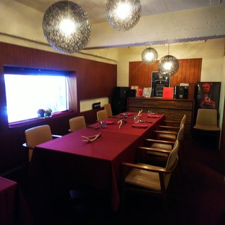 4名様～8名様でご利用頂けます。
