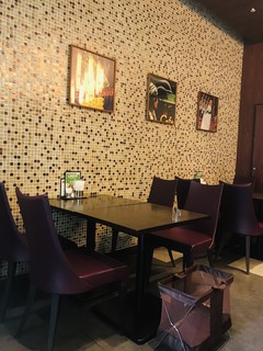 ブッフェ アンド カフェ ラ マレーア - テーブル席